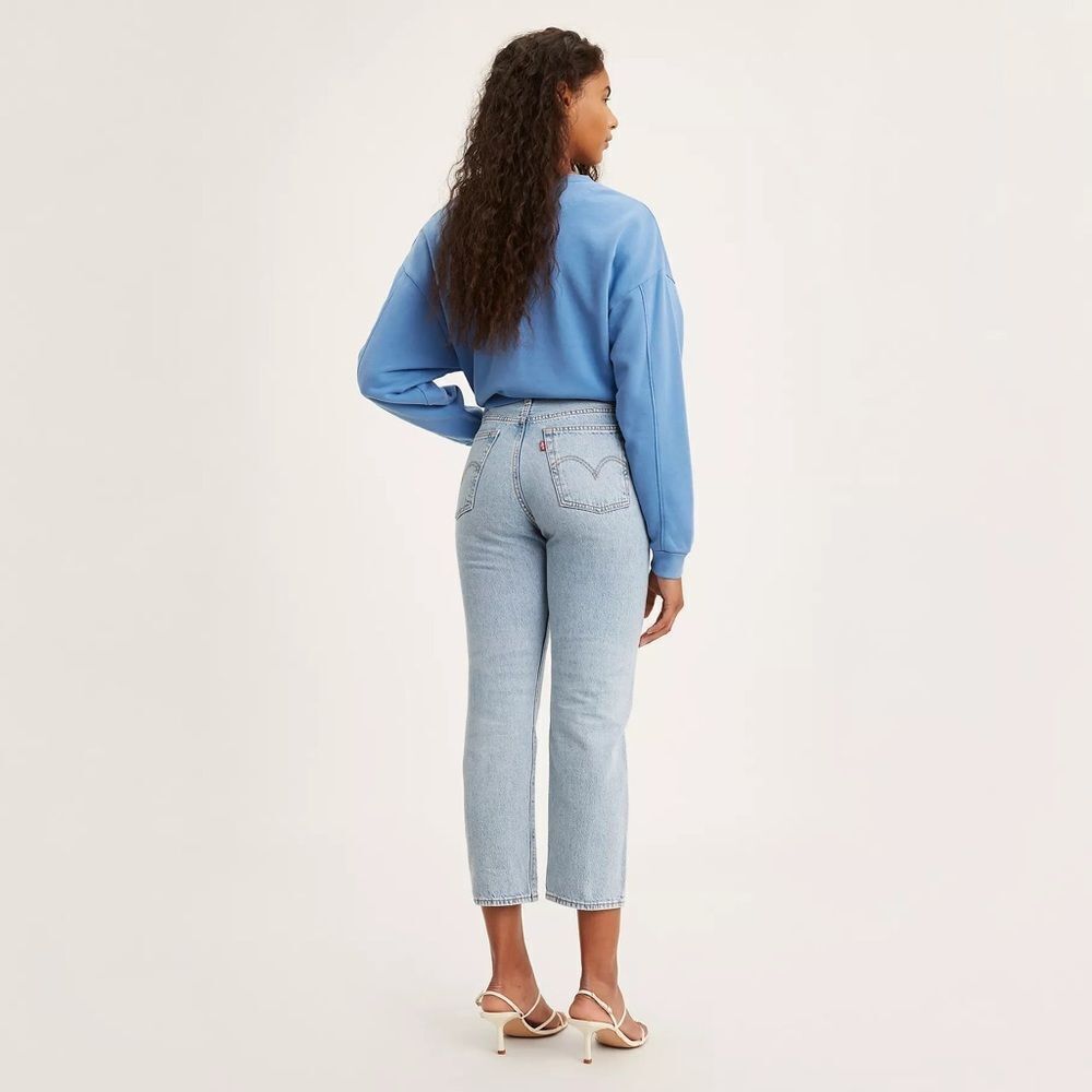 NWT LEVI’S WEDGIE STRAIGHT FIT WOMEN'S JEANS - Picture 3 of 12